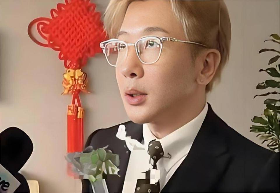 一年“不良嗜好”已戒掉却略显憔悴瓦力棋牌可喜可贺！刘谦抗癌不到(图8)