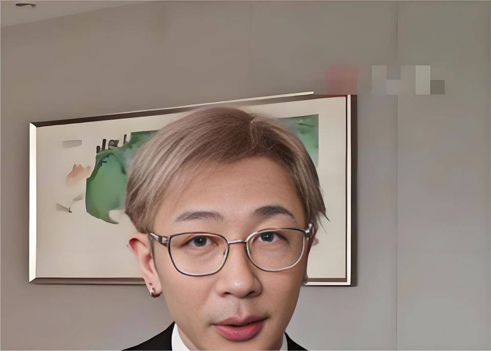 一年“不良嗜好”已戒掉却略显憔悴瓦力棋牌可喜可贺！刘谦抗癌不到(图12)